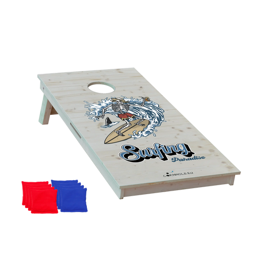 cornhole squelette surfant une vague à coté d'un requin, vue de face