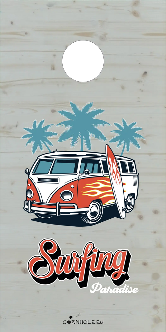 décor détaillé cornhole van de surf et palmiers, vue de face