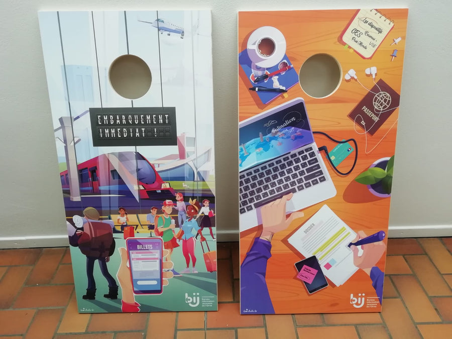 Cornhole personnalisé réalisé pour le Bureau Information Jeunesse de l'Orne