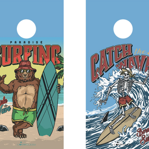 décor détaillé cornhole 2 planches ours et sa planche de surf, squelette et son fidèle requin, vue de face