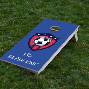 cornhole motif personnalisable, sur le gazon, vue de face