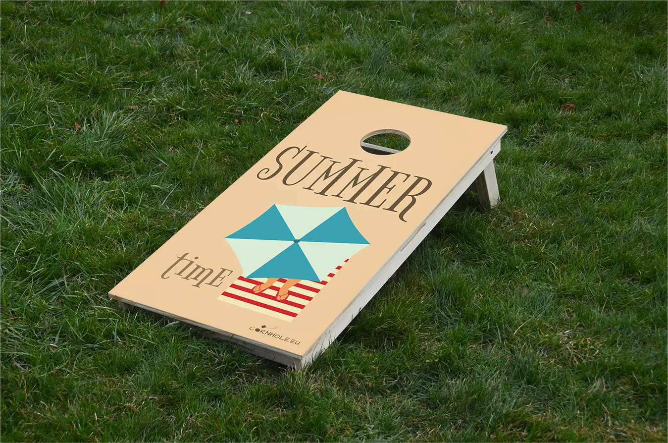 cornhole parasol et summer time, sur le gazon, vue de face