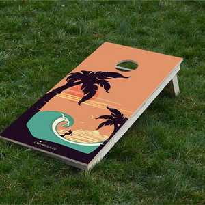 cornhole surfeur dans un tube, sur le gazon, vue de face