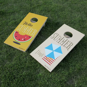 cornhole 2 planches format voyage plage et pastèque, sur le gazon, vue de face